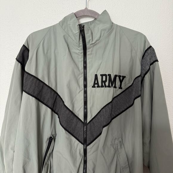 US Army IPFU Men's Gray Physical Fitness Training Jacket Size Large Short - Picture 2 of 14